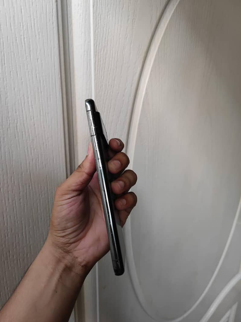 Google Pixel 8 Pro 4