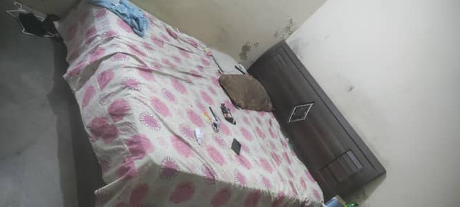 full furniture set bed almari dreesing table divider