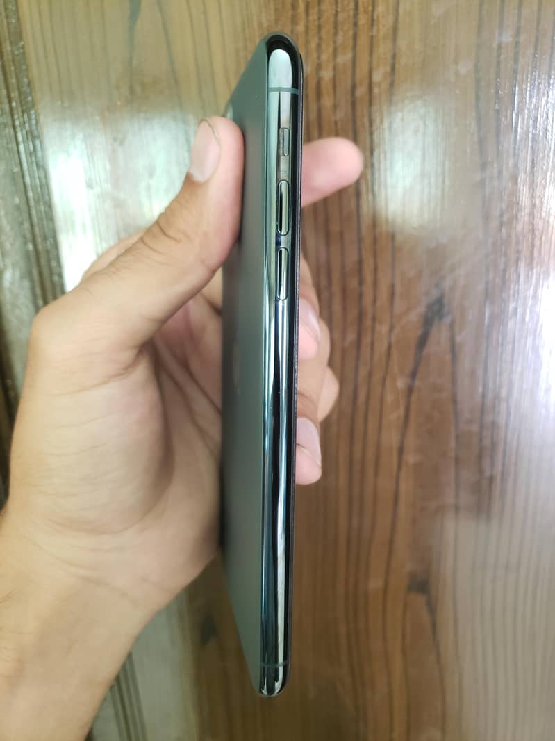 Iphone 11 pro max 5