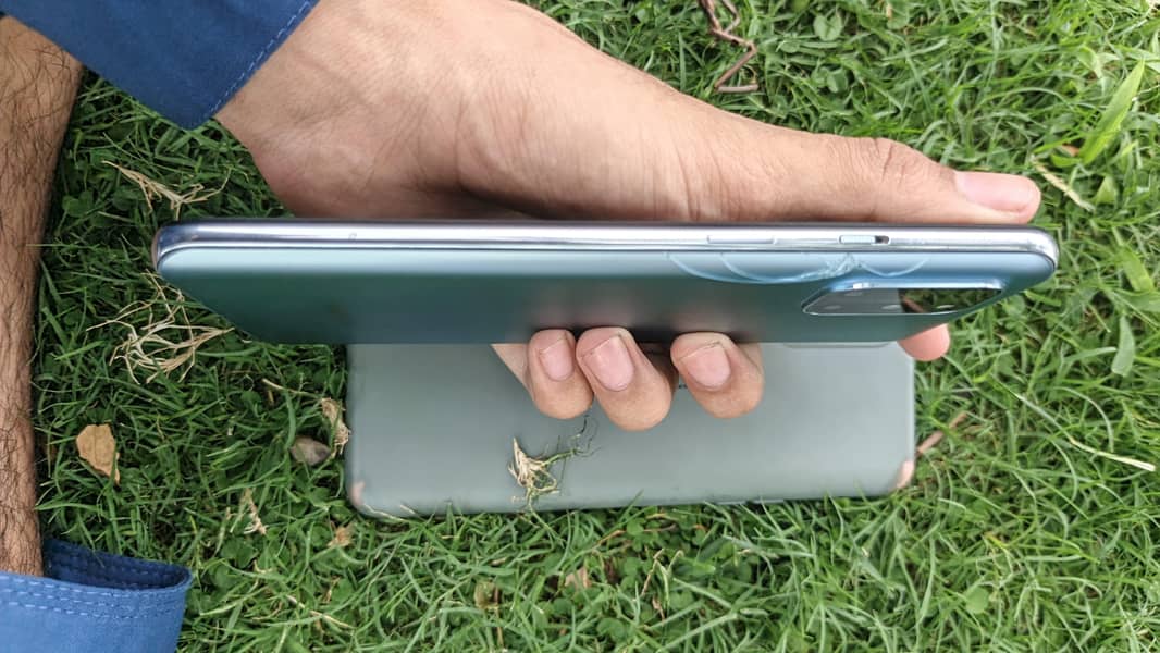 One Plus 8T 7