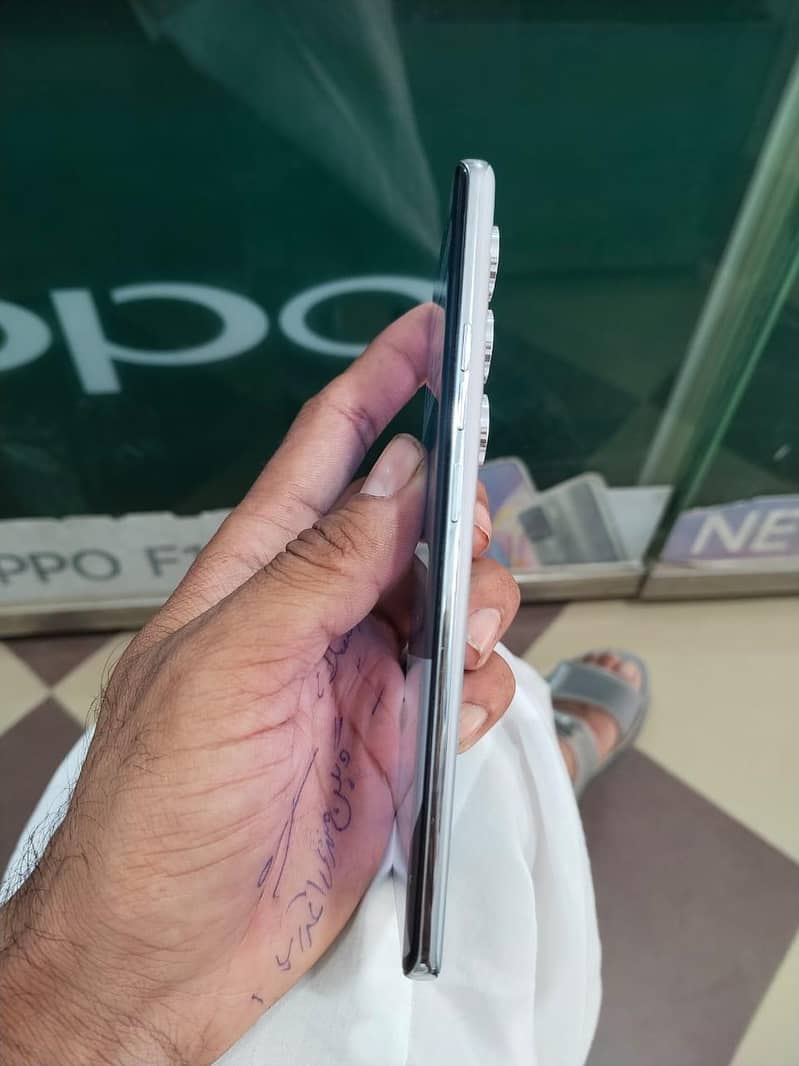 tecno camon 40 pro 4