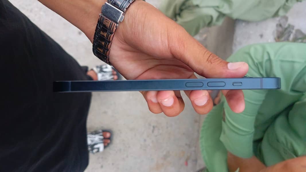 iPhone 14plus 3