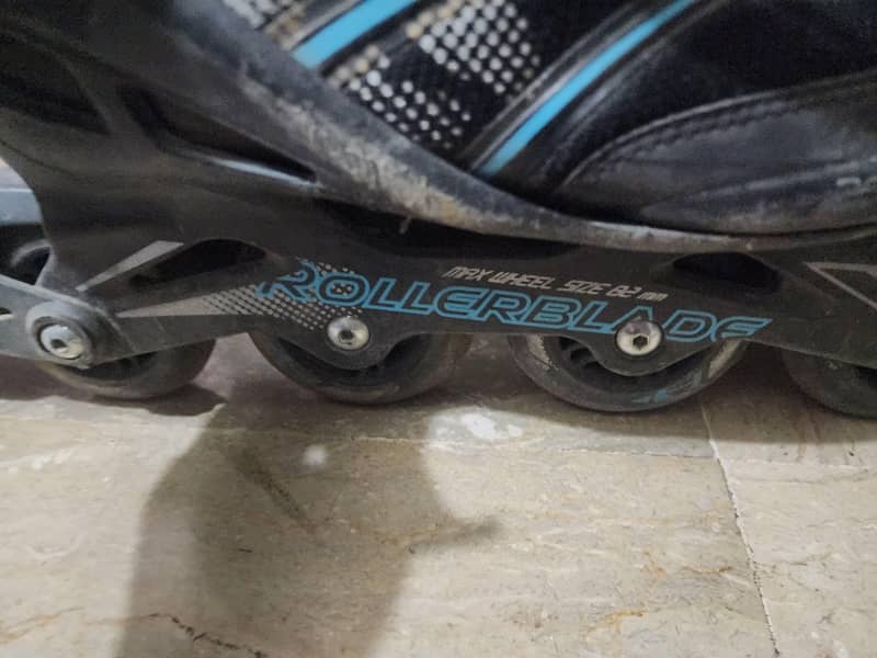skating roller blades 3