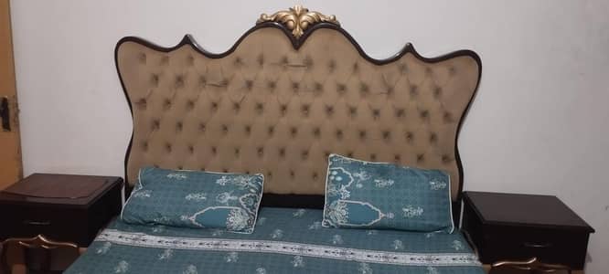 Wooden bed set with side tables and dressing table for sale (brand new