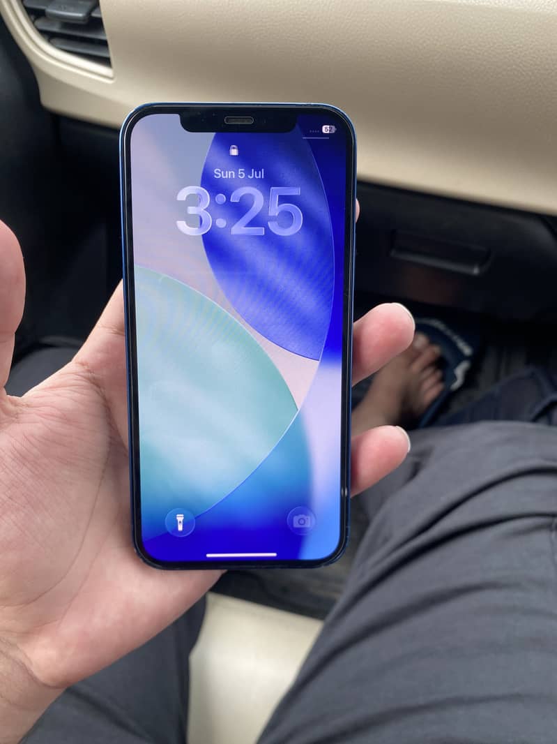 Apple iPhone 12 2