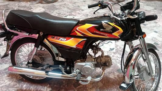 black color Honda 70 2026 model