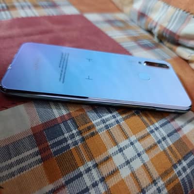 Vivo Y17