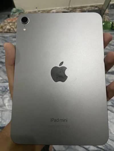 Apple iPad mini 7 (A17 Pro) complete box