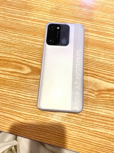 Tecno Spark 8C