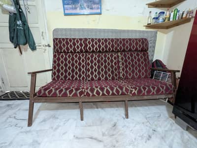 Sofa Set in good condition for urgent sale
