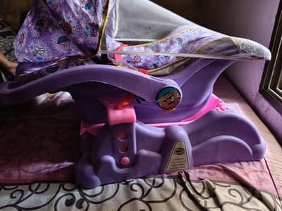 baby cot