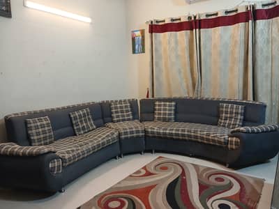 L Shapad Sofa Set Urgent Forsale Condition 10/90