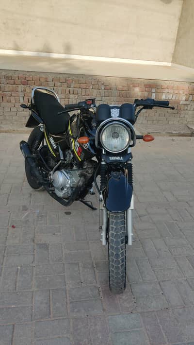 Yamaha YBR G