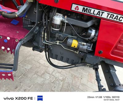 Massey 385