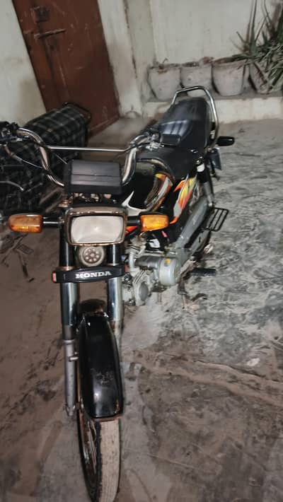 Hondyas CD 70 CC