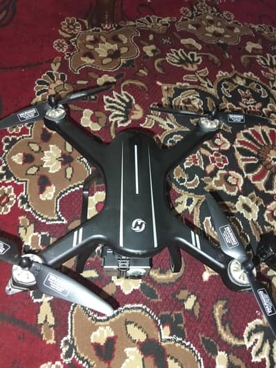 Holystone hs700 FPV drone