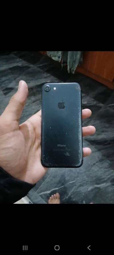 Apple iPhone 7
