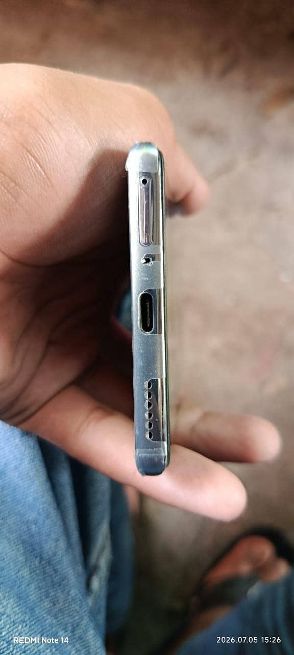 Tecno CAMON 40 Pro 3