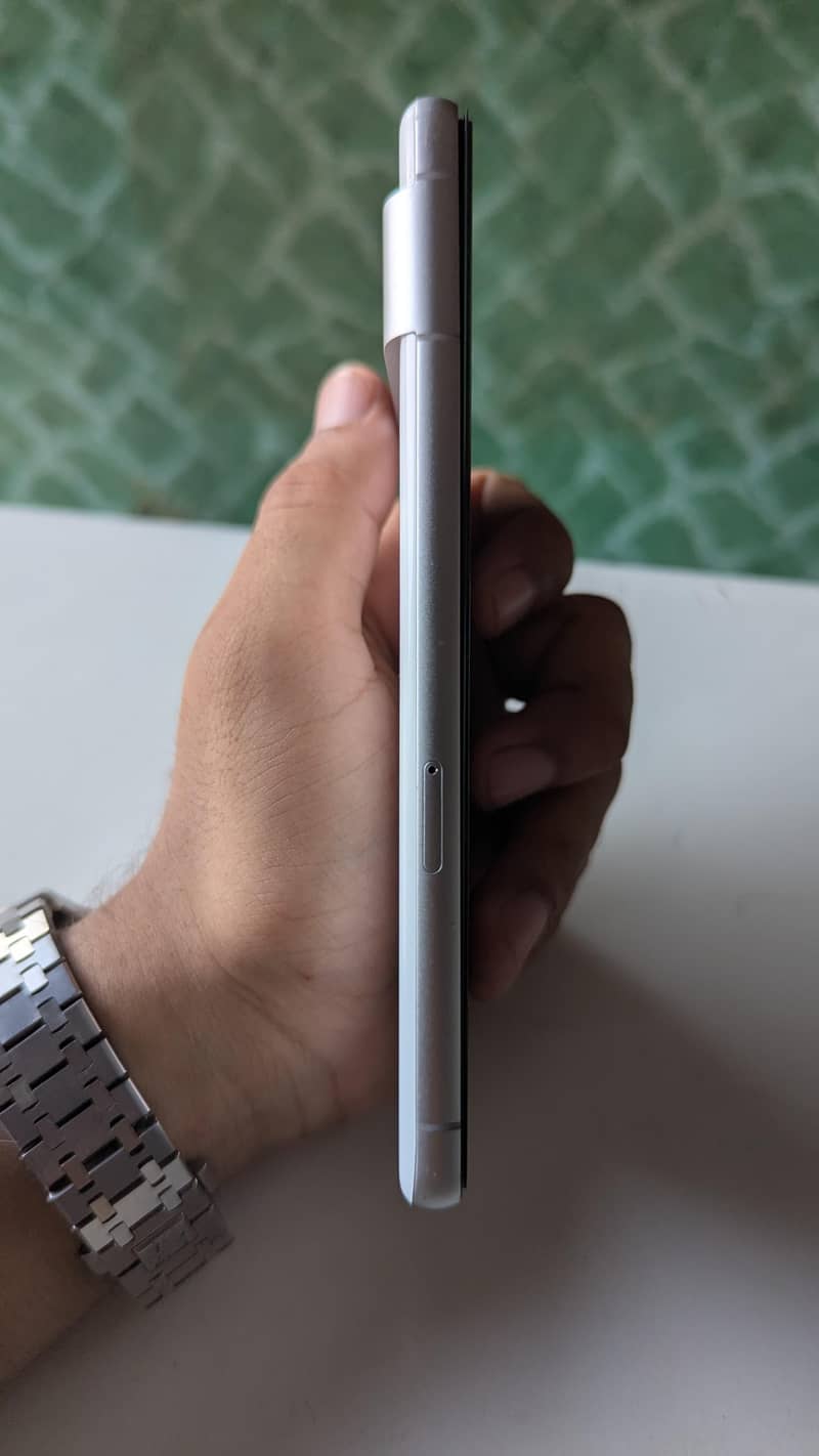 Google Pixel 7 3
