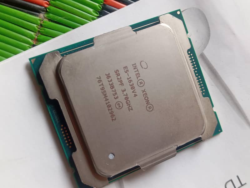 Intel Xeon E5-1630 v4 0