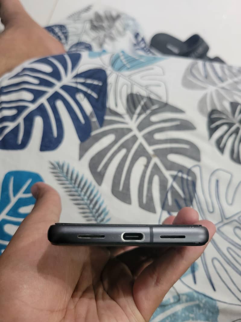 Google Pixel 7 3