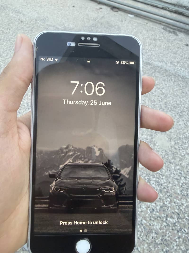 Apple iPhone 7 Plus 4