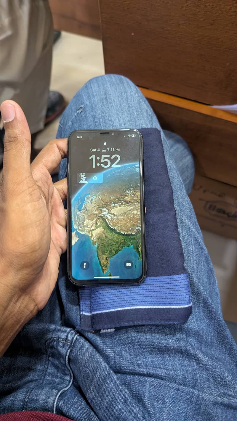 Apple iPhone X 0