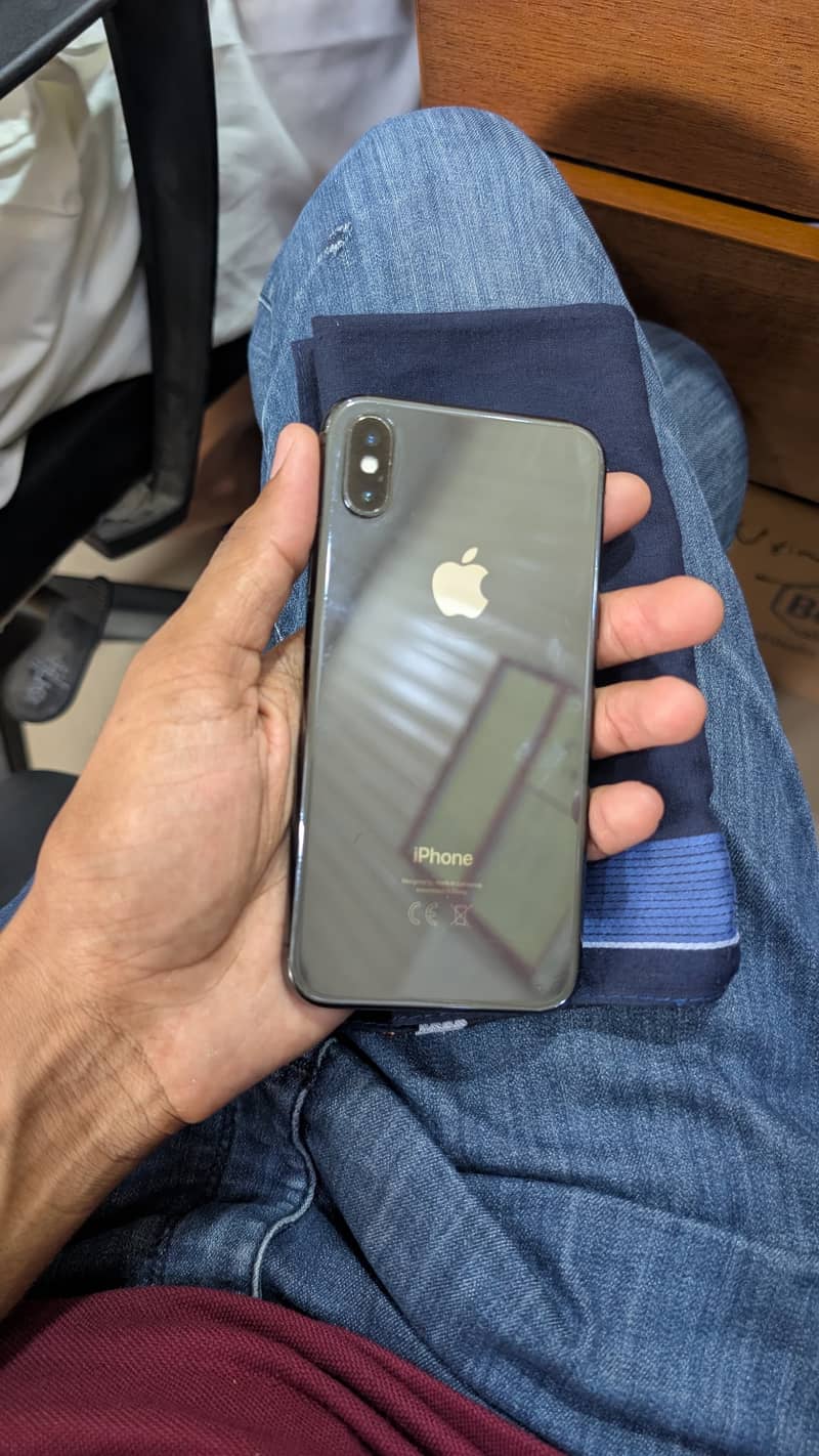 Apple iPhone X 1