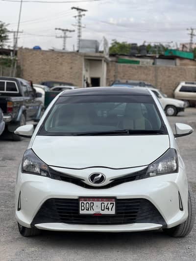 Toyota Vitz 2015