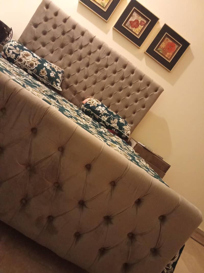 Brown bed 1