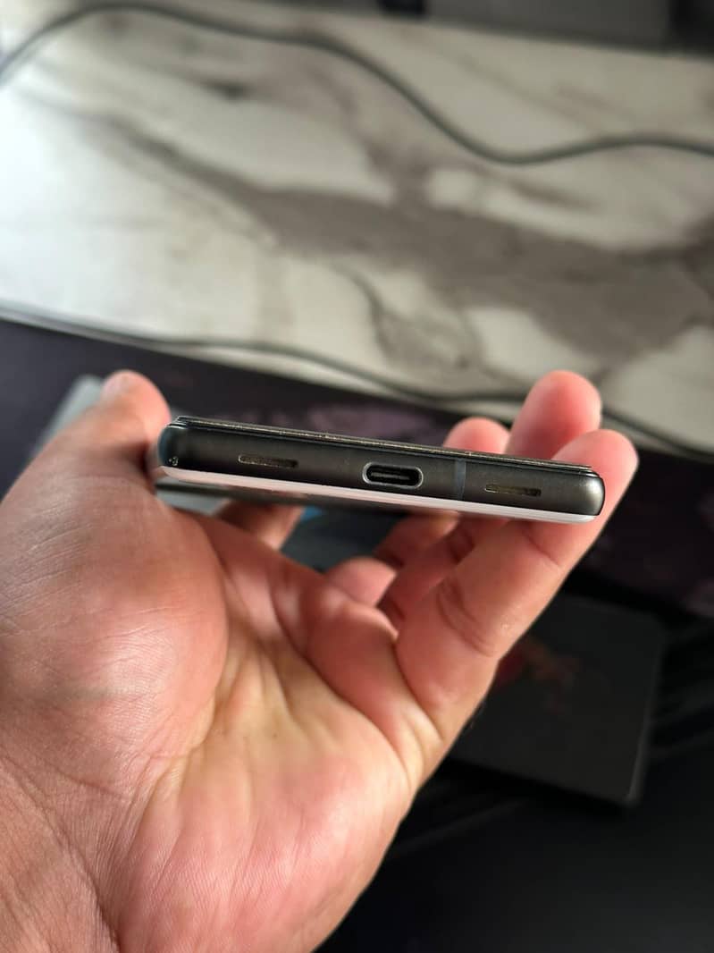 Google Pixel 6a 4