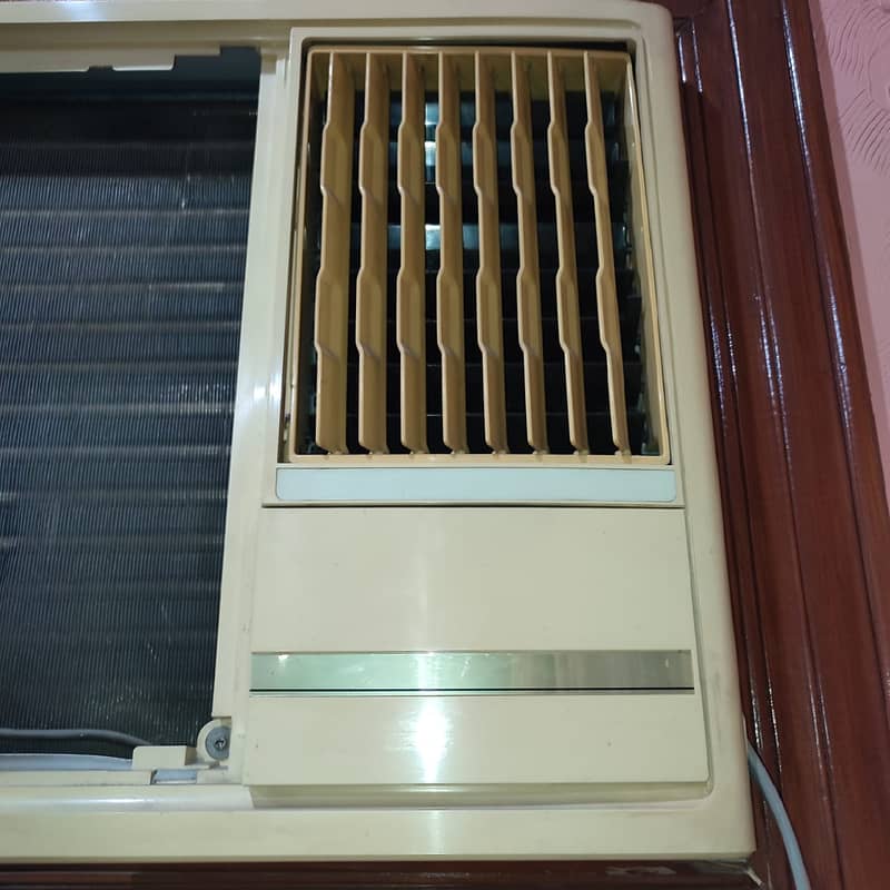 General window ac 1