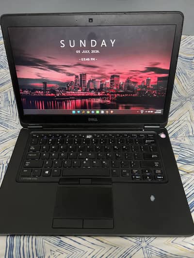 Dell latitude E7450 | 16gb RAM | 512gb SSD | i5 5th gen