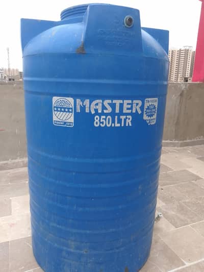 WATER TANK 850 LTR