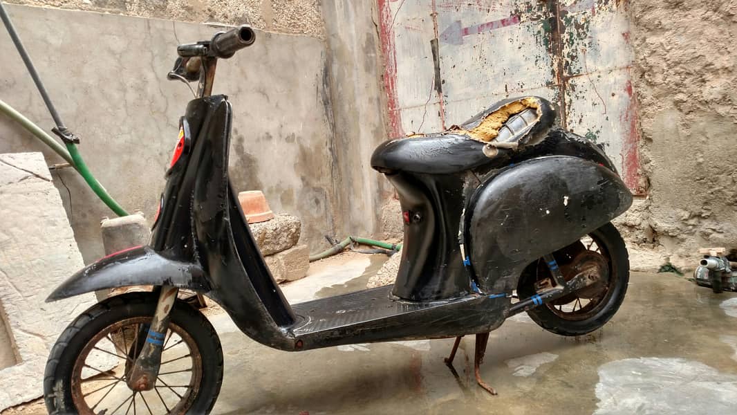 scooty no Battery  band hai 1