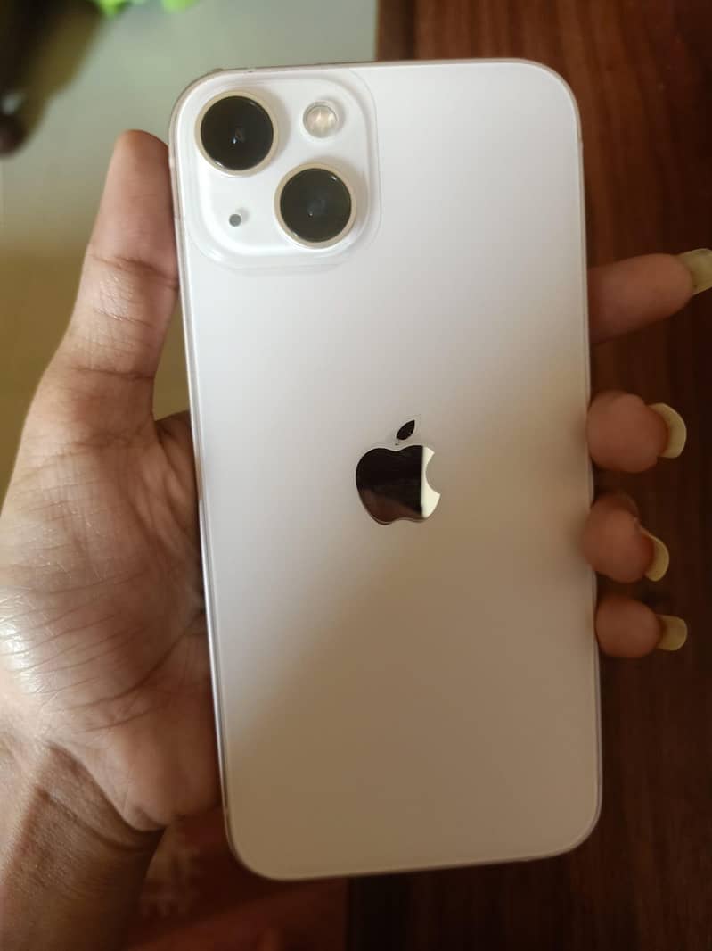 Apple iPhone 13 0