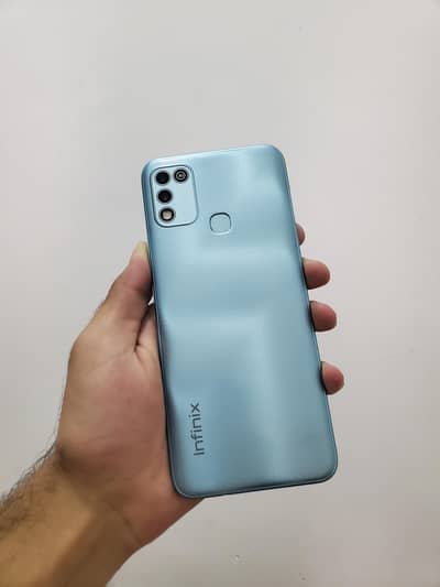 Infinix Hot 10 Play with box and charger