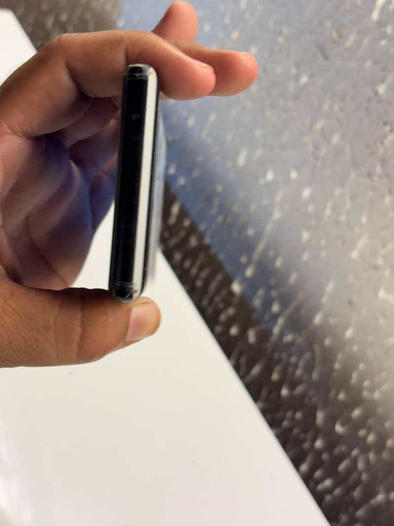 Google pixel 6a 3