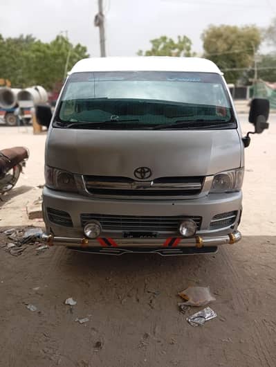 Toyota Hiace 2009.10 Ac patrol+Cng