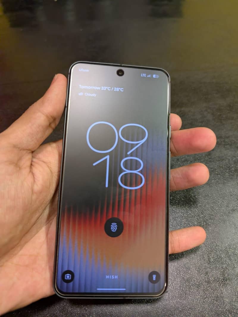 Google Pixel 8 3