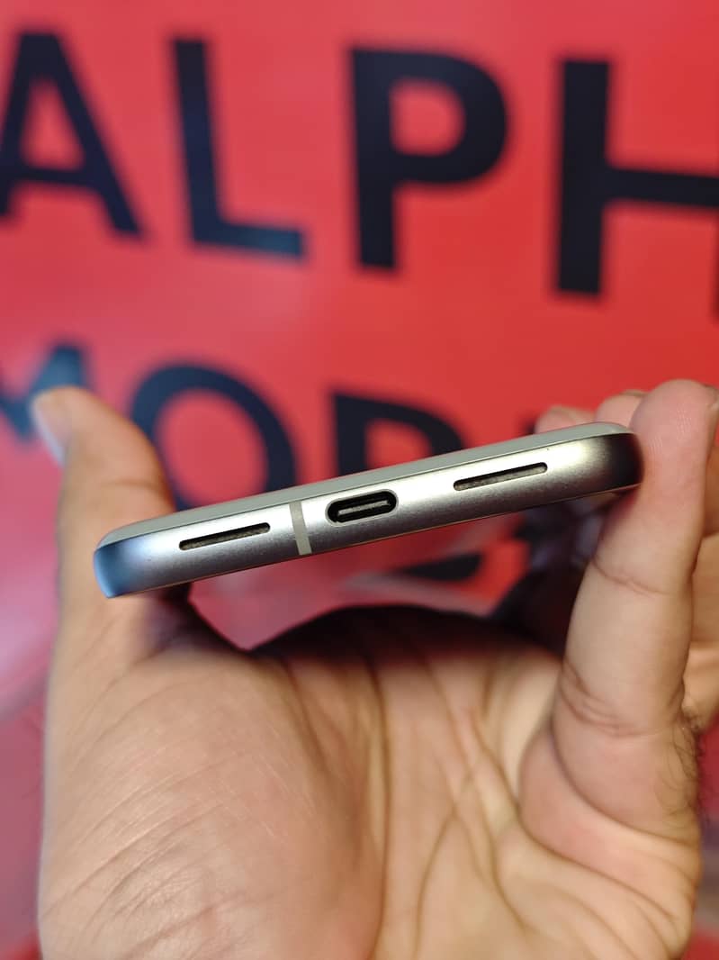 Google Pixel 8 1