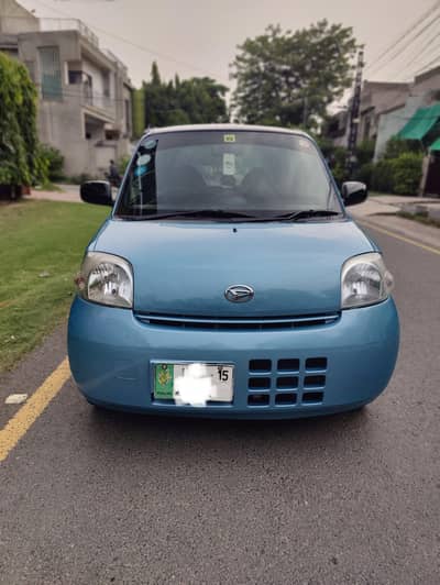 Daihatsu Esse 2011