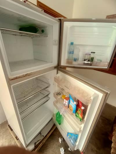 Dawlance Refrigerator in Working Condition