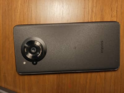 Sharp Aquos R7