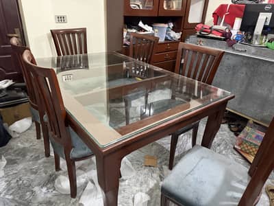 6 chairs top quality wooden dinning table