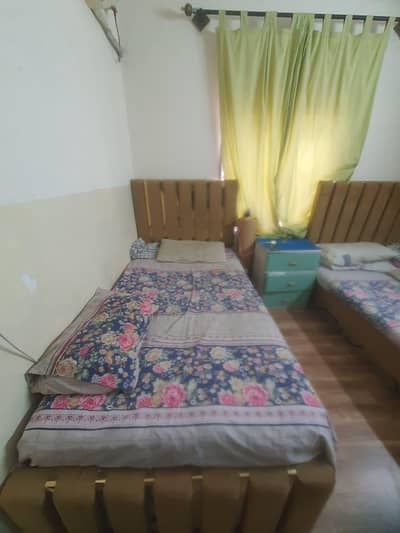 brand new 2 Single beds velvet