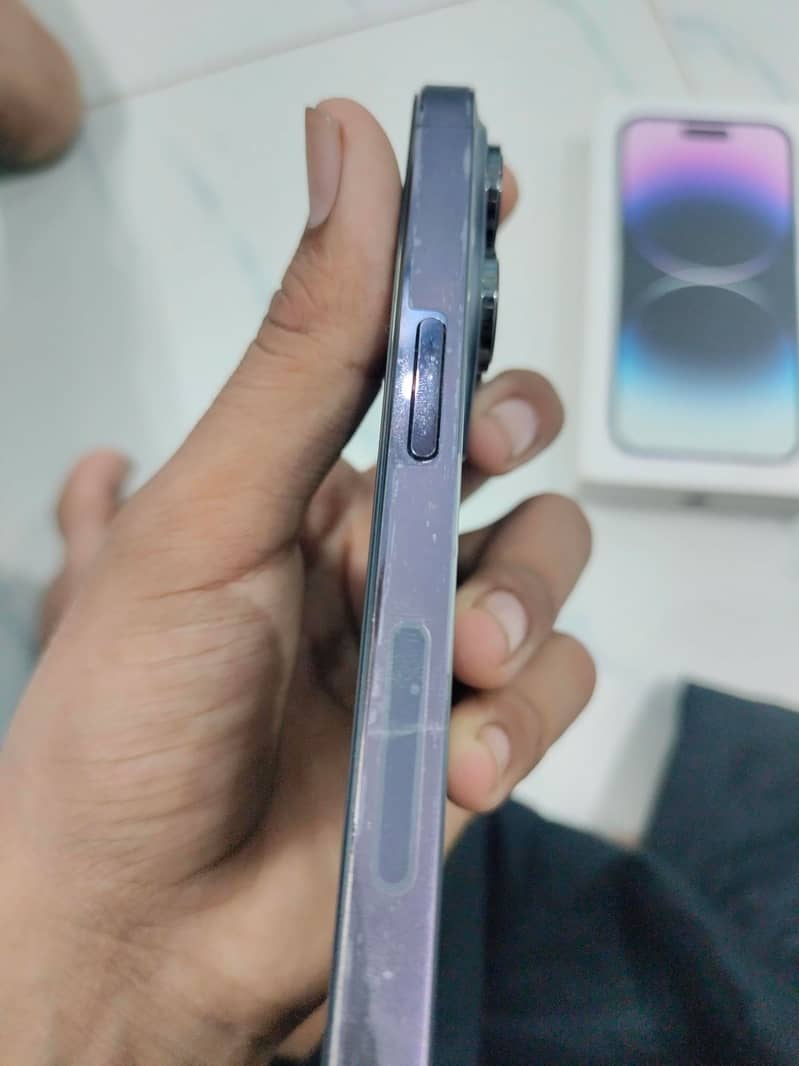 iPhone 14 pro 1
