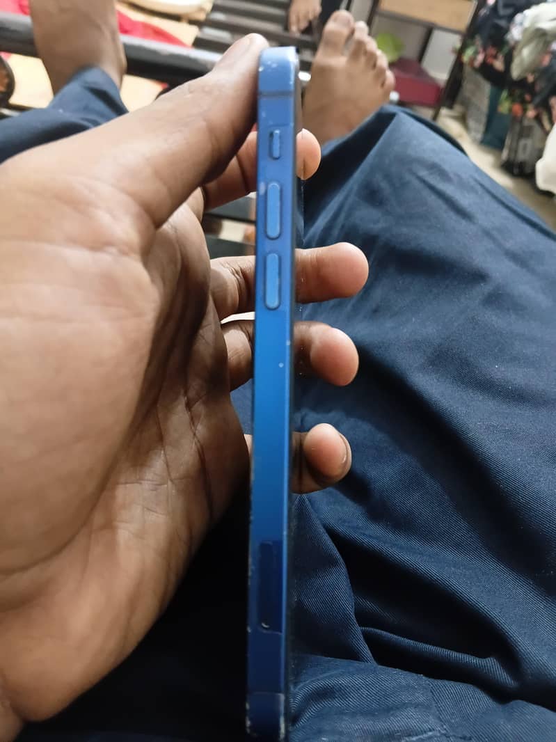 iphone 12 2