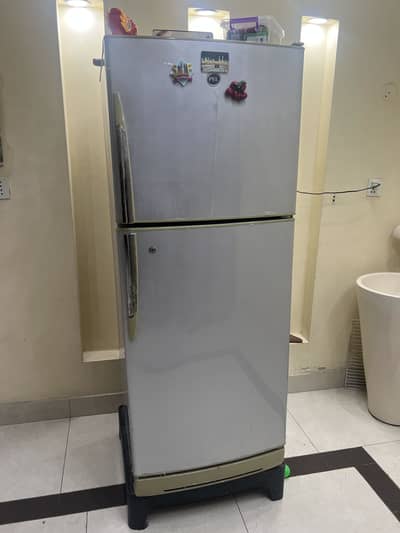 Pell Refrigerator