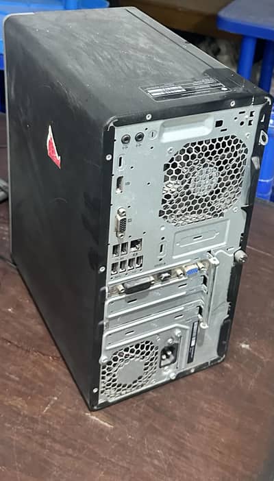 pc and monitor with keyboard